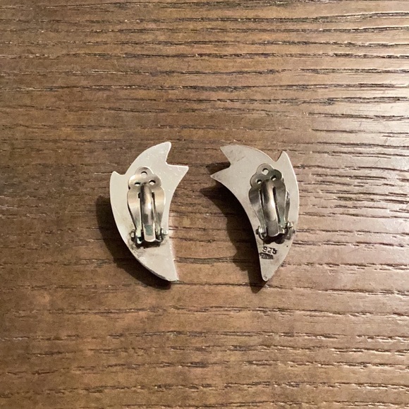 Sterling Silver, Clip earring - Picture 3 of 4